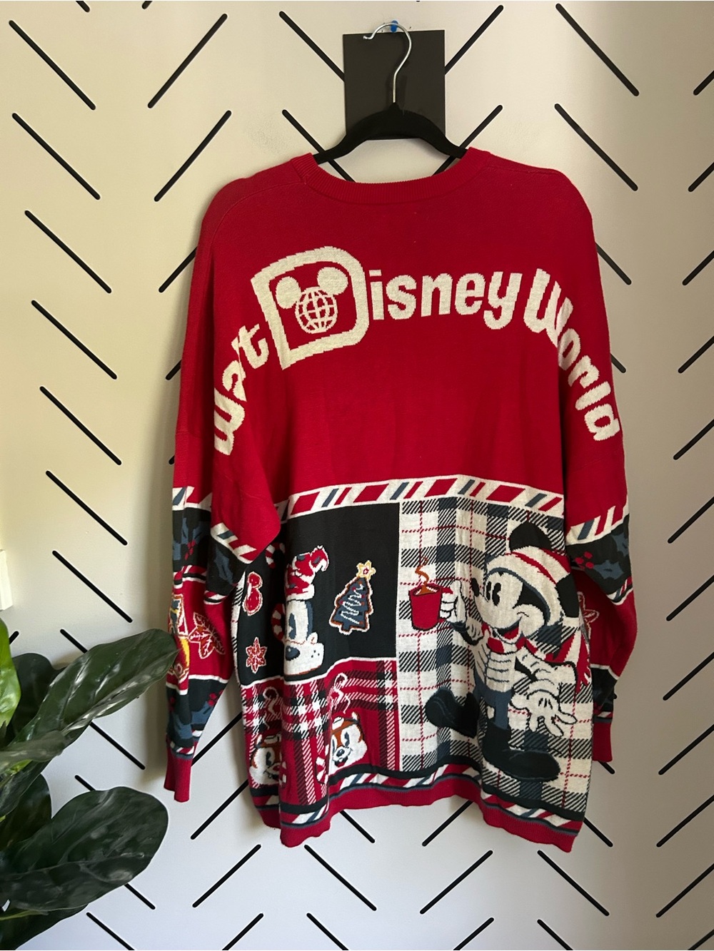 Disney sprit jersey Mickey Mouse and Friends Holiday Sweater Christmas